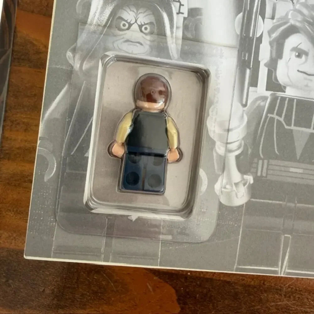 Lego Star Wars Character Encyclopedia with Han Solo Mini Figure